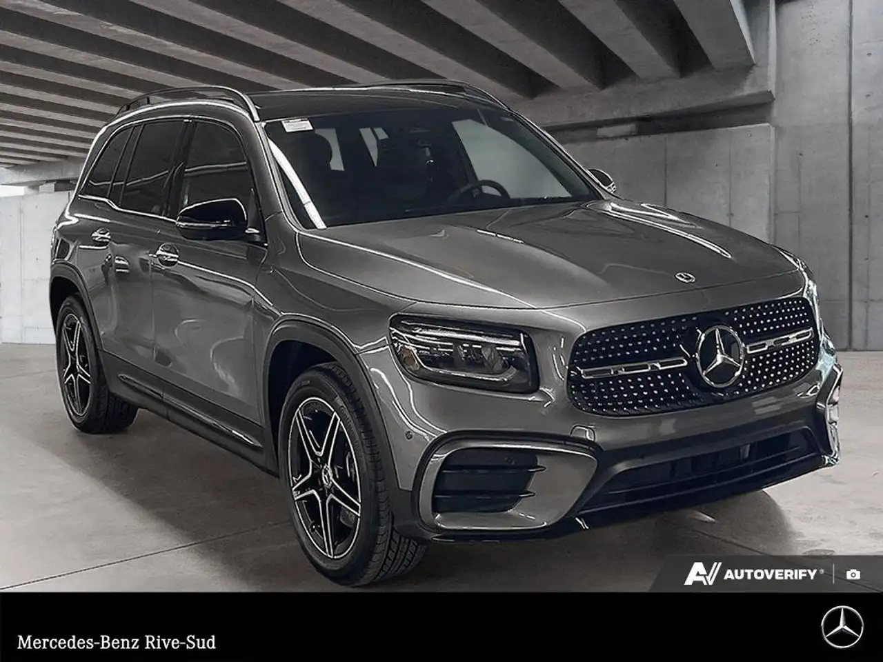 Mercedes-Benz GLB снимка Mercedes-Benz GLB