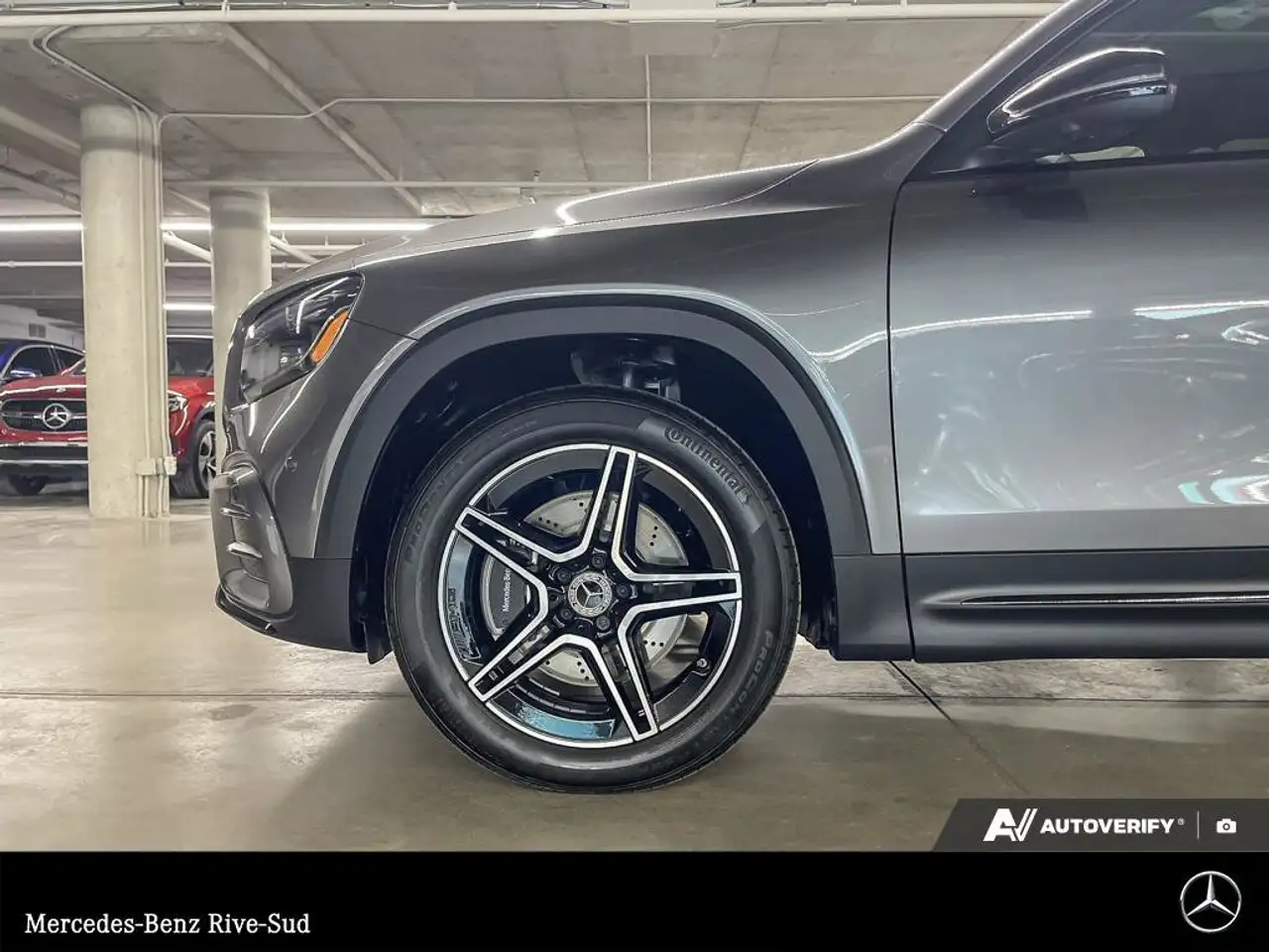 Mercedes-Benz GLB снимка Mercedes-Benz GLB