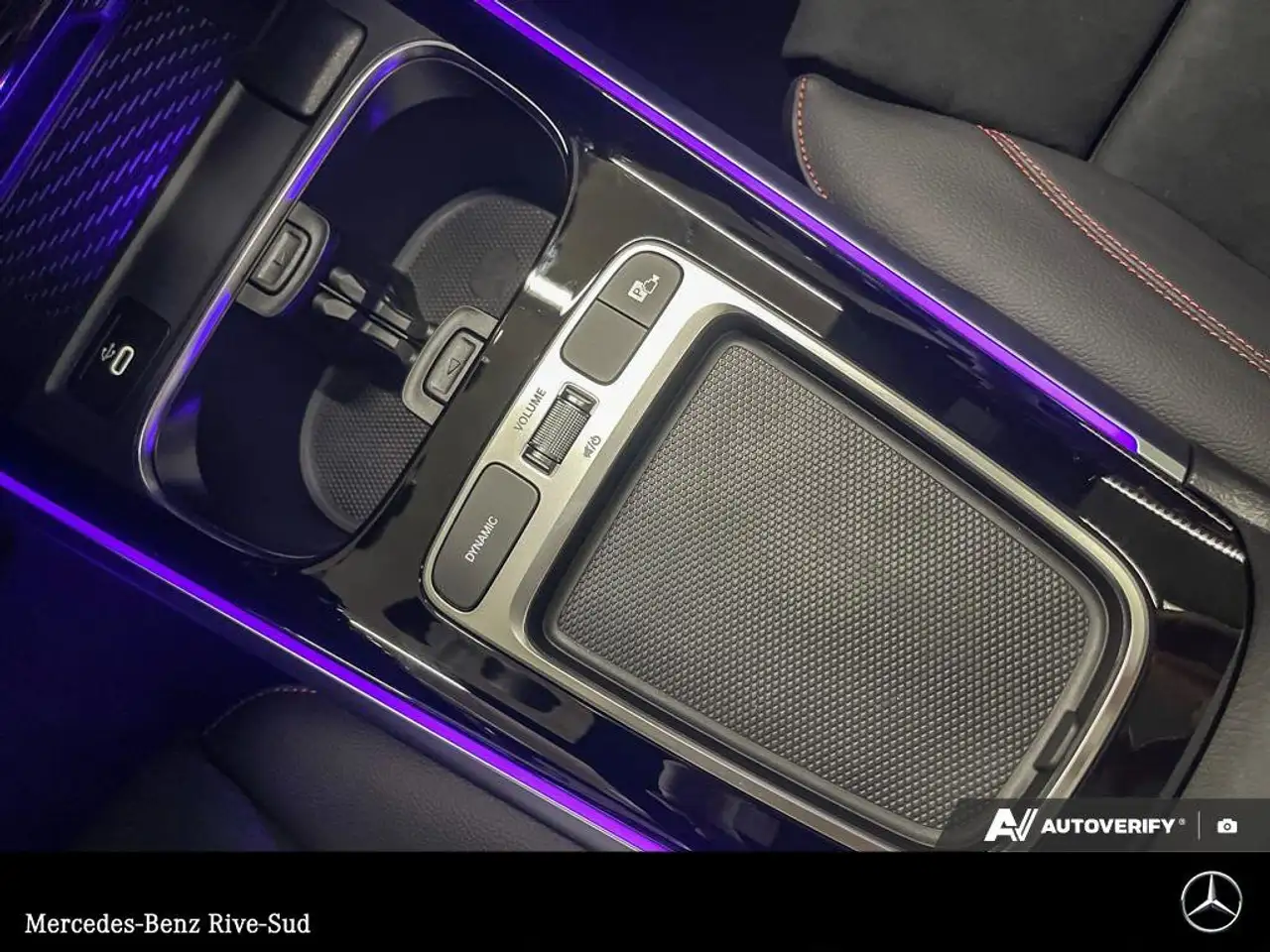 Mercedes-Benz GLB снимка Mercedes-Benz GLB