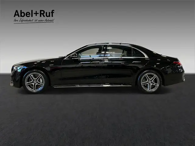 Mercedes-Benz S Class view 5
