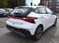 Hyundai i20 1.2 79 PS Navi Kamera SHZ PDC Alu16 SOFORT Weiß - thumbnail 7