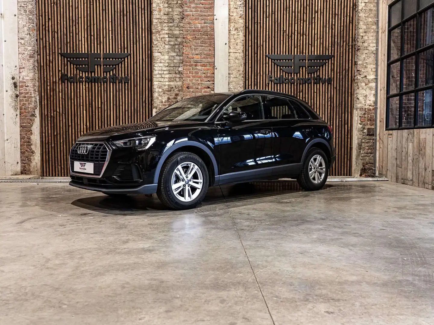 Audi Q3 35 TDI*S-TRONIC*AUT*LED*PDC*LEDER* Noir - 1