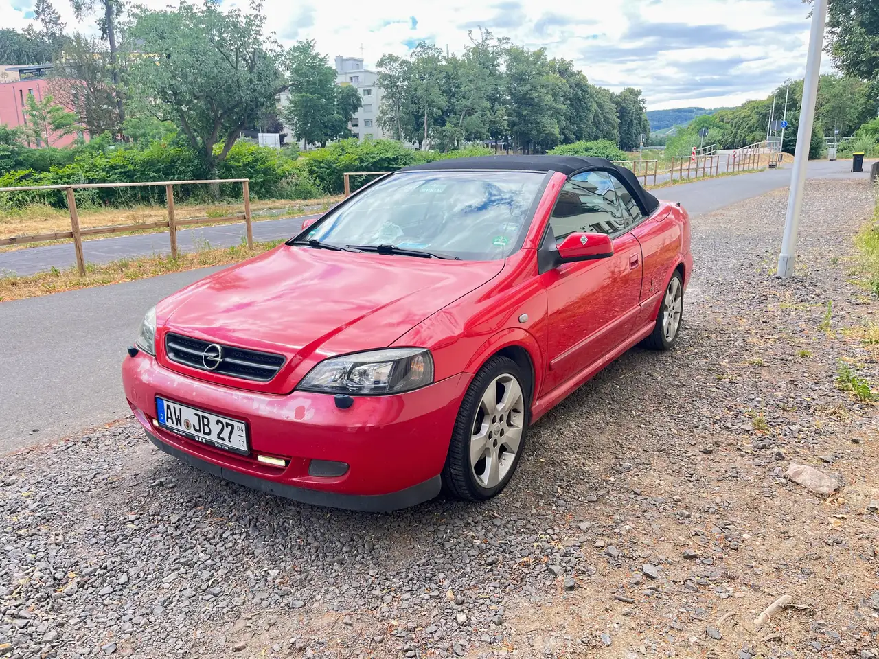 Opel Astra Cabrio 2.2 16V, foto 2