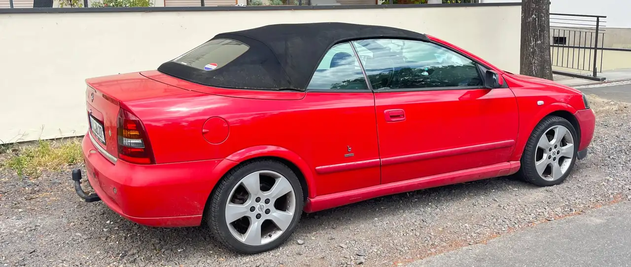 Opel Astra Cabrio 2.2 16V, foto 5