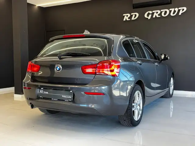 BMW 1 Series view 7
