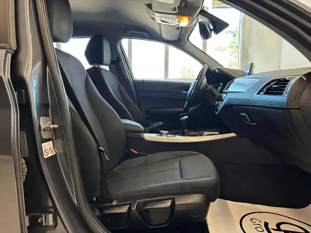 BMW 1 Series view 12