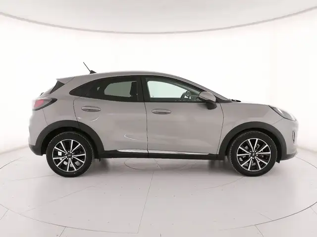 Ford Puma view 3