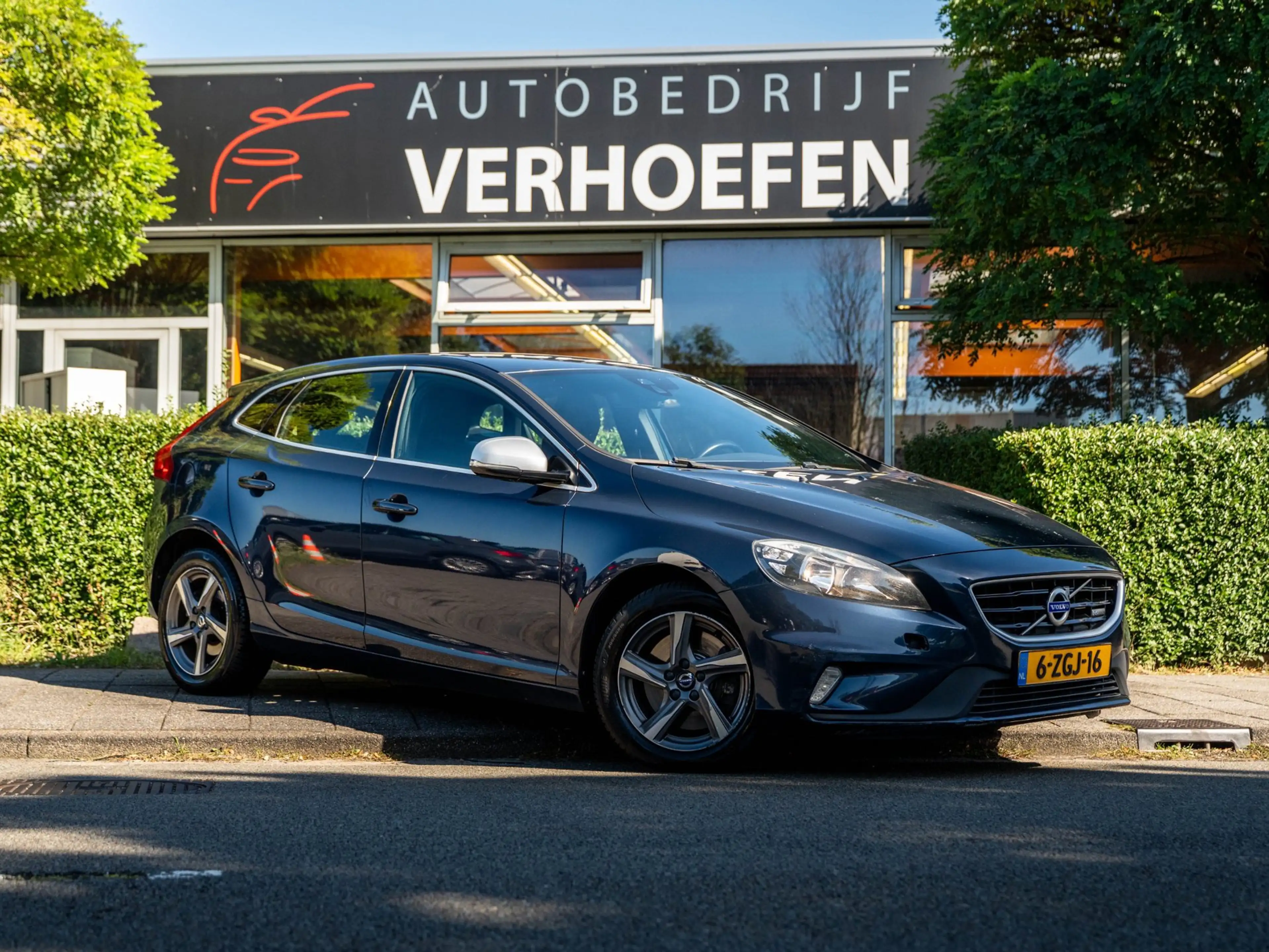 Volvo V40 2.0 D4 R-Design Business | STOEL VERW ZWART LEDER — photo 4