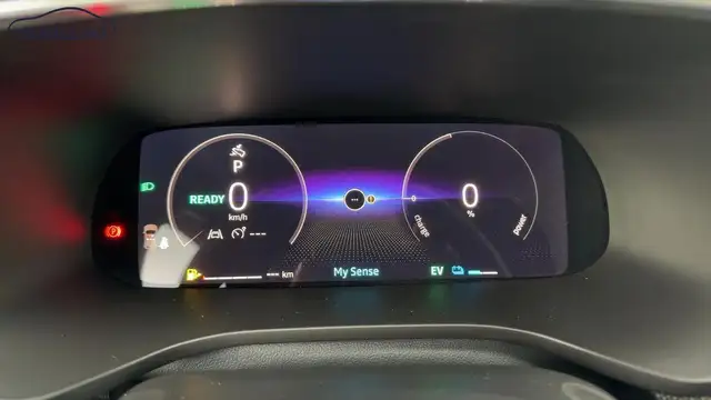 Renault Arkana view 11
