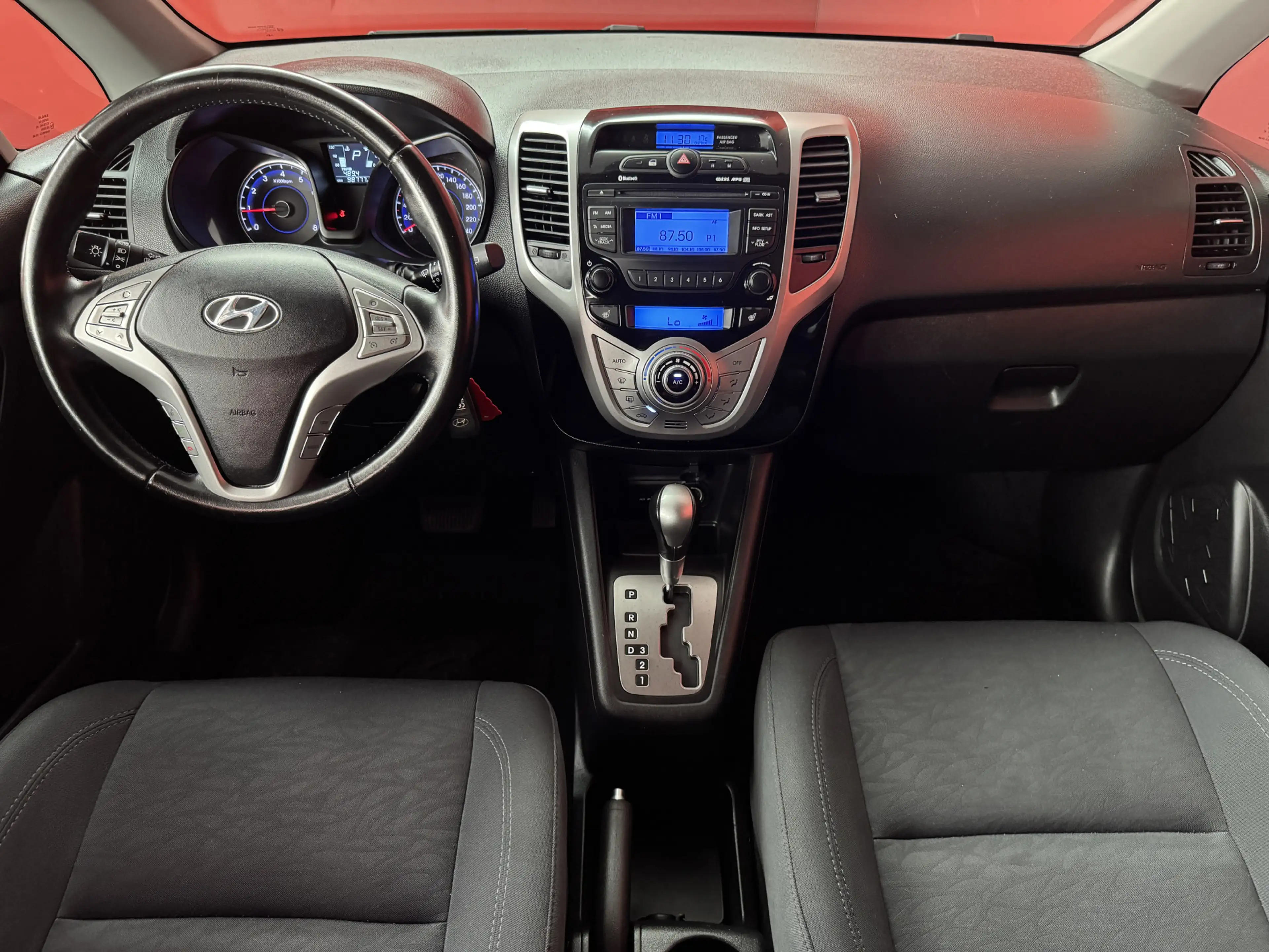 Hyundai iX20 1.6i i-Vision | Automaat | APK 19 12 2026 | Automa — photo 13