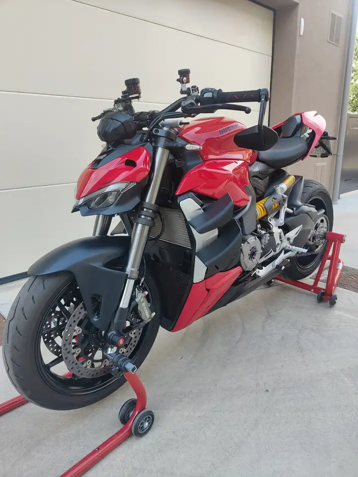 Ducati Streetfighter