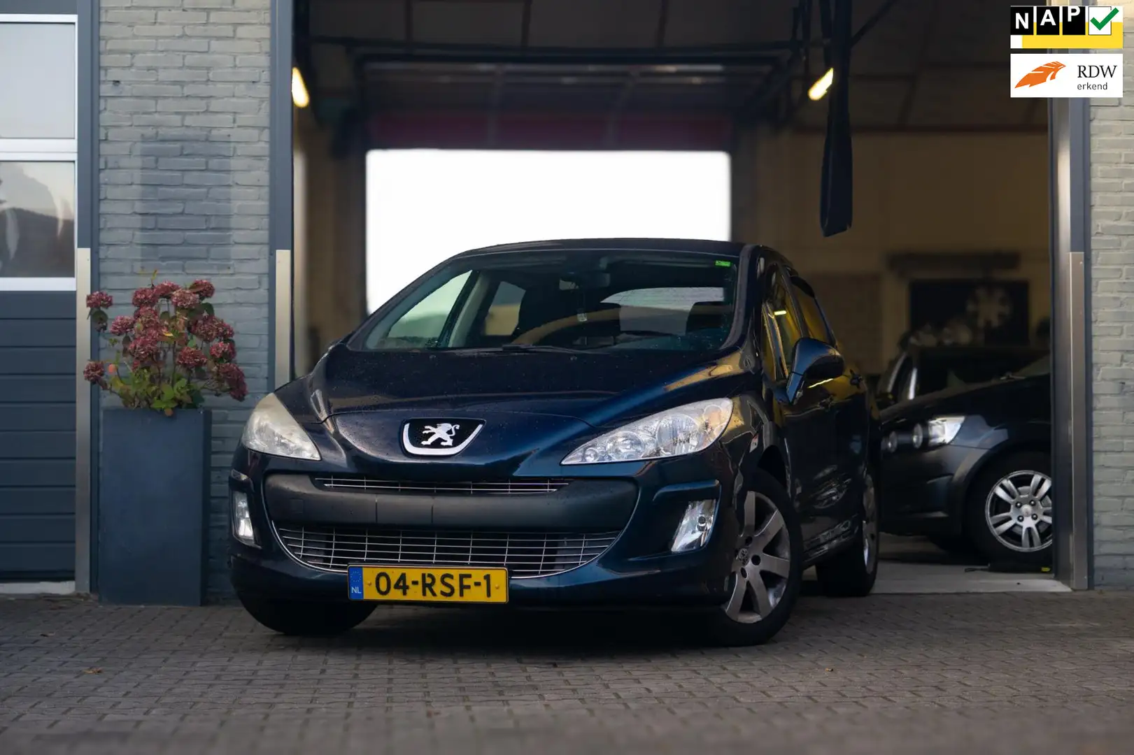 Peugeot 308 1.6 VTi Active| Millesim 200| Nieuw APK Blauw - 1
