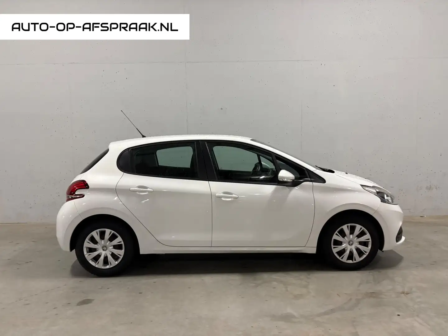 Peugeot 208 1.0 PureTech Access 5drs. Navi Airco Cruise Contro Wit - 1