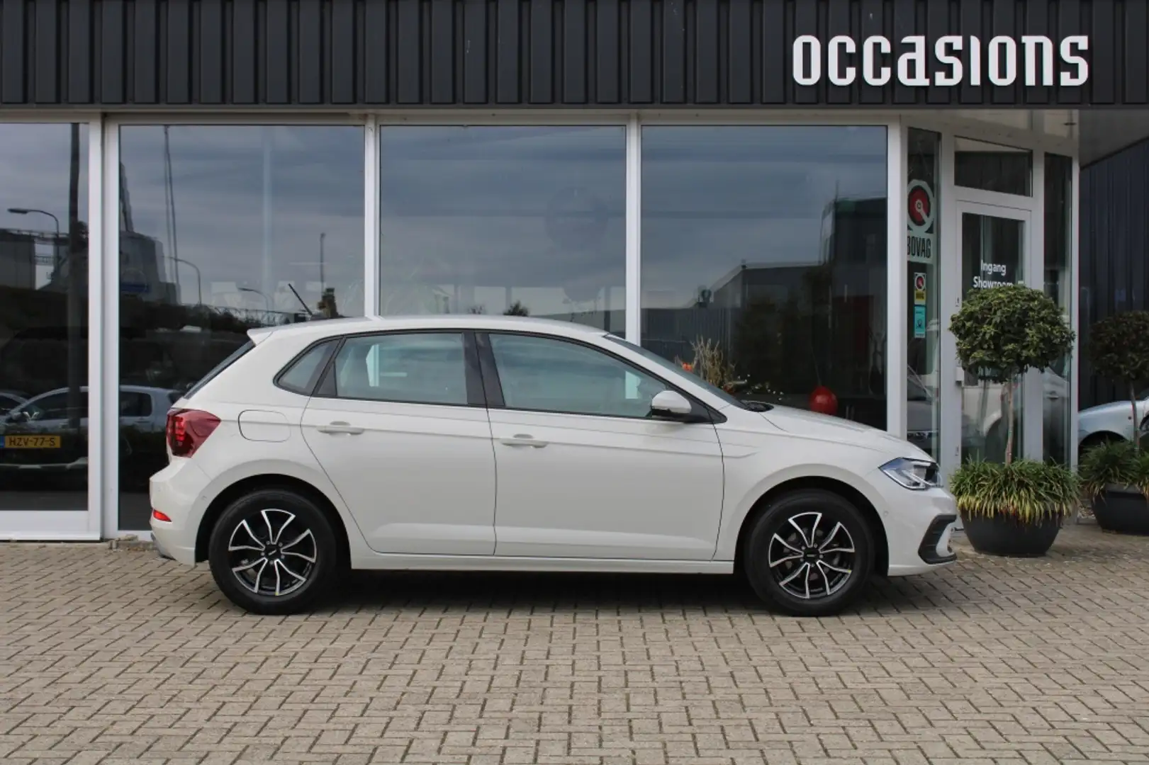 Volkswagen Polo 1.0 TSI Style Grijs - 2