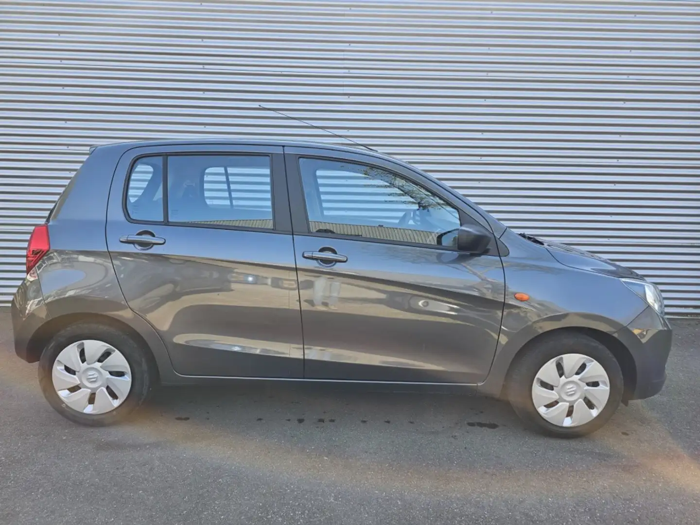 Suzuki Celerio 1.0 Comfort Gri - 1