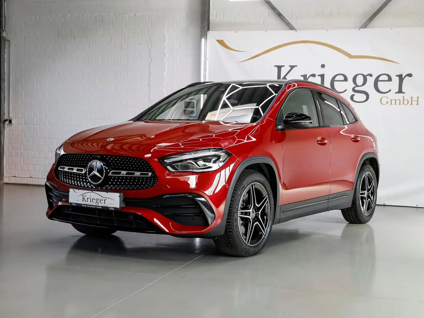 Mercedes-Benz GLA 220 d *AMG*PANORAMA*NIGHT*LED*KAMERA* Červená - 1
