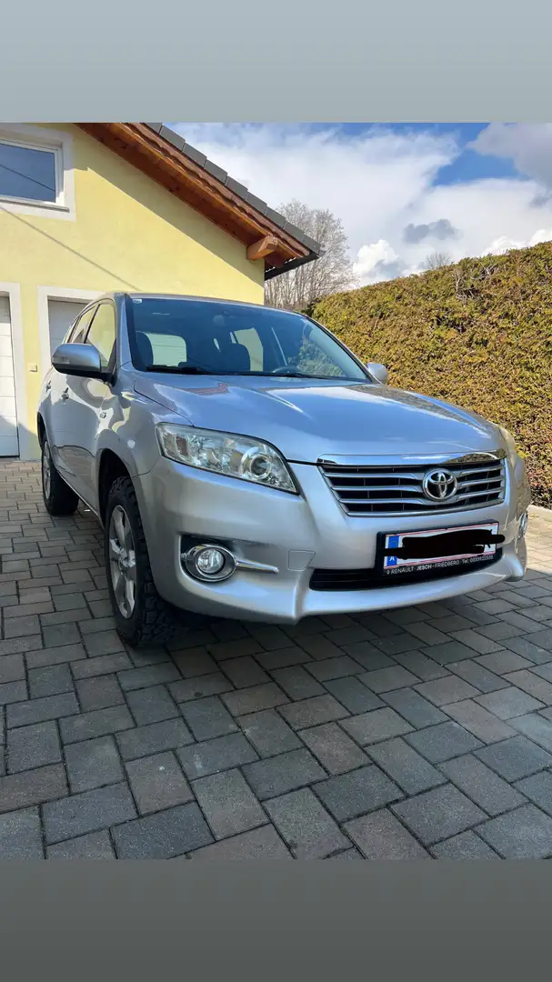 Toyota RAV 4 RAV4 2,2 D-4D 150 D-CAT 4WD Elegance Aut. - 1