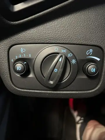 Ford C-Max view 22