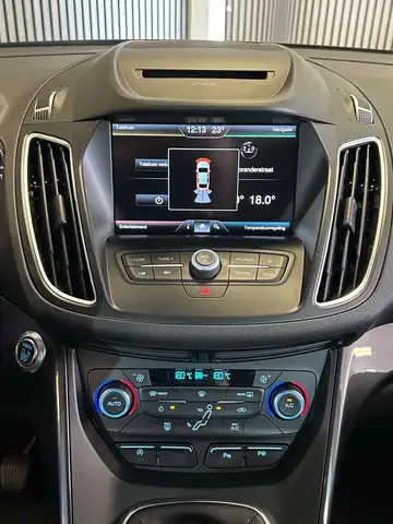 Ford C-Max view 12