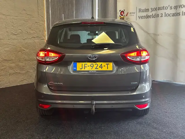 Ford C-Max view 9