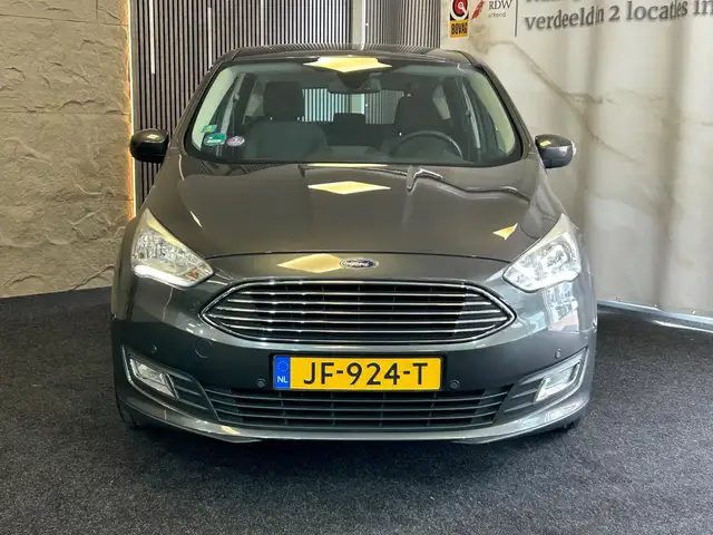 Ford C-Max view 8