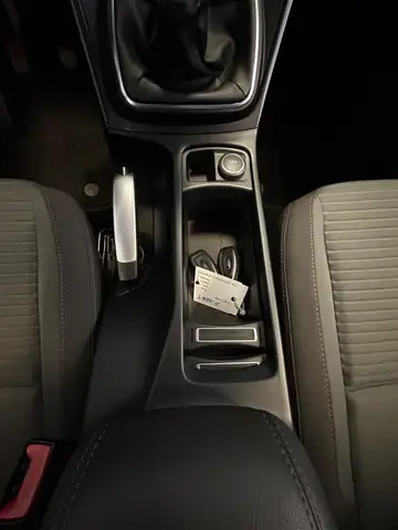 Ford C-Max view 14