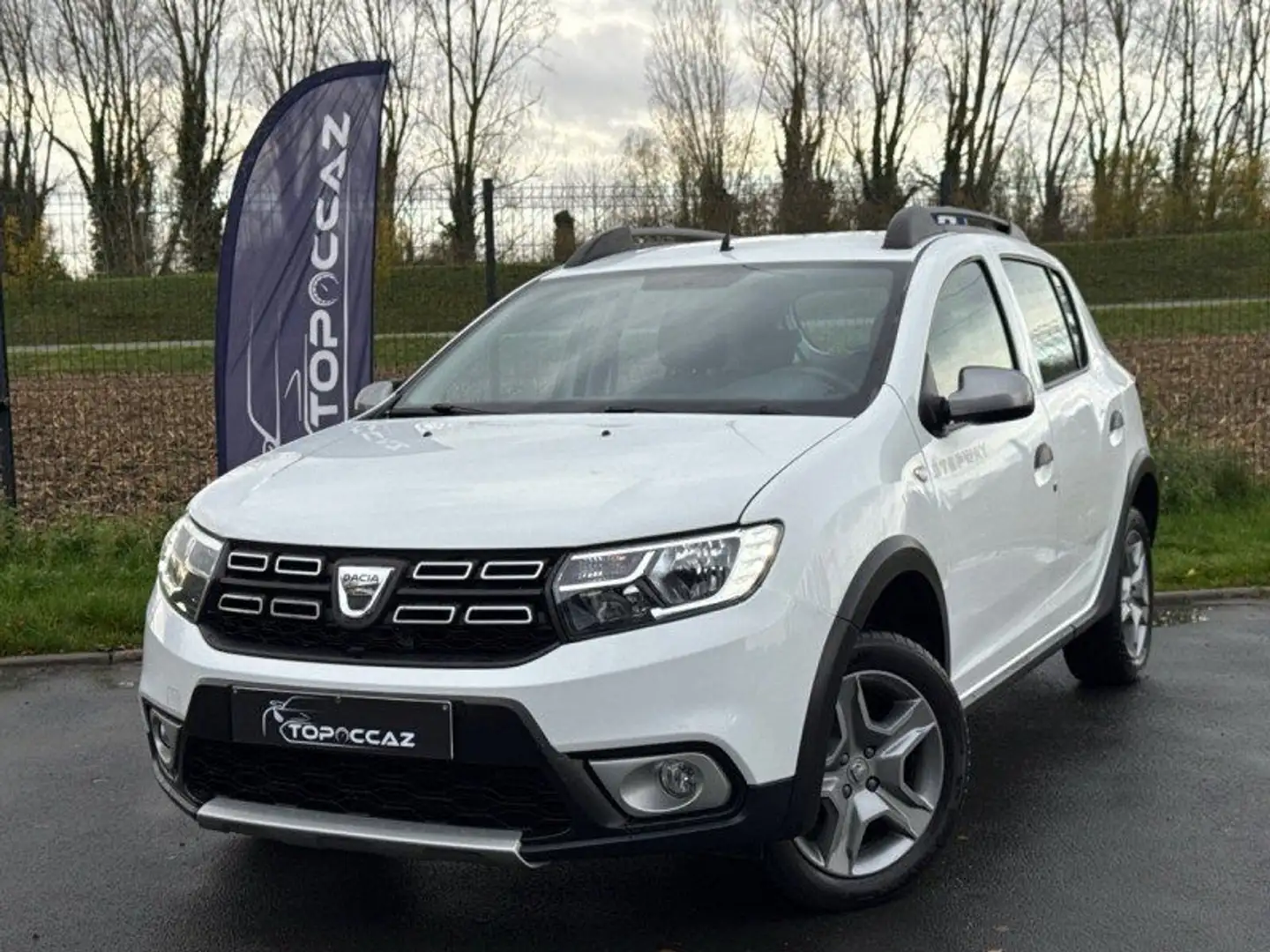 Dacia Sandero 1.5 DCI 90CH STEPWAY * 96.000KM * 08/2017 * GPS * 1ERE MAIN Blanc - 1