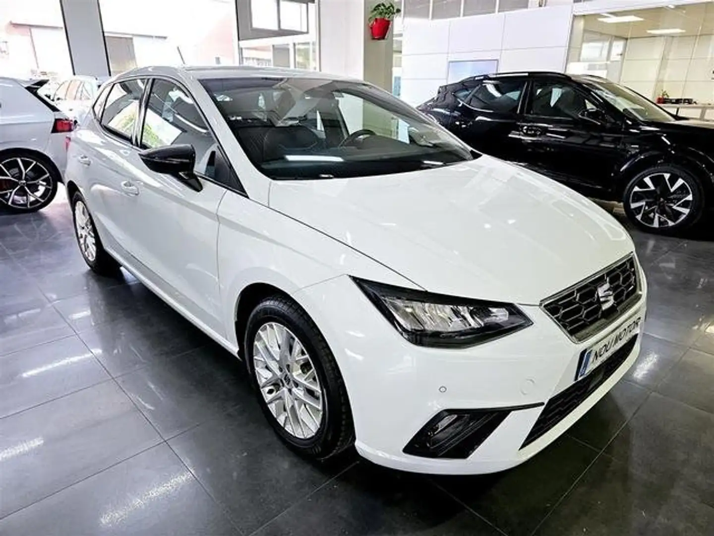SEAT Ibiza 1.0 TSI S&S FR XS 115 Blanco - 2