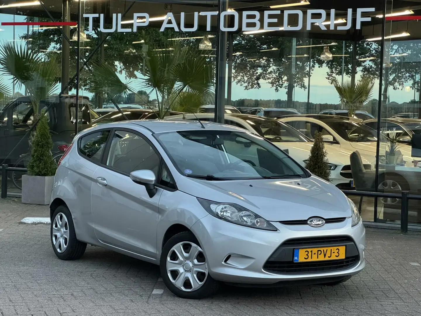 Ford Fiesta 1.25 Limited 3drs 2011 Airco Серый - 2