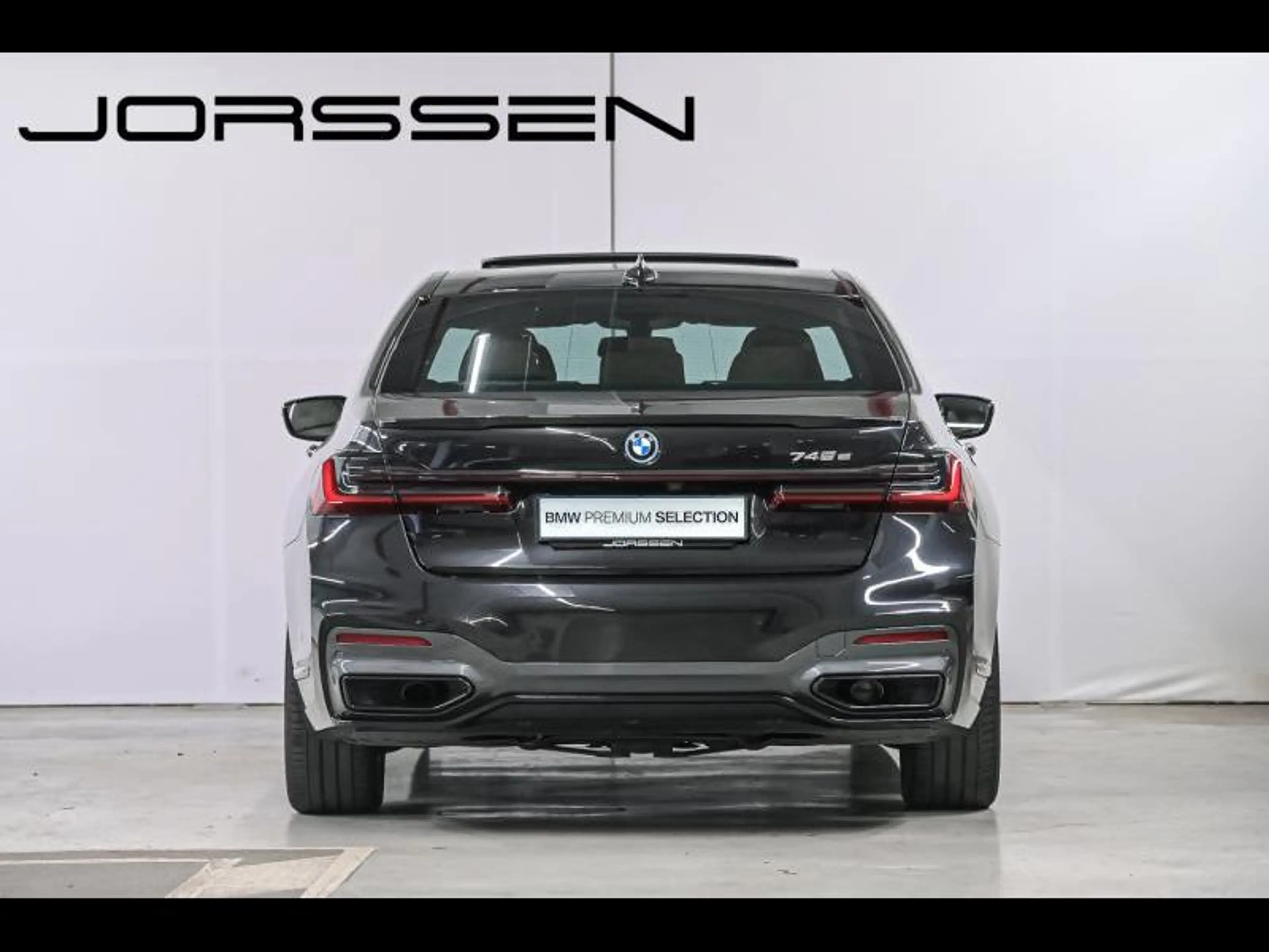 BMW 745 M sport — photo 4