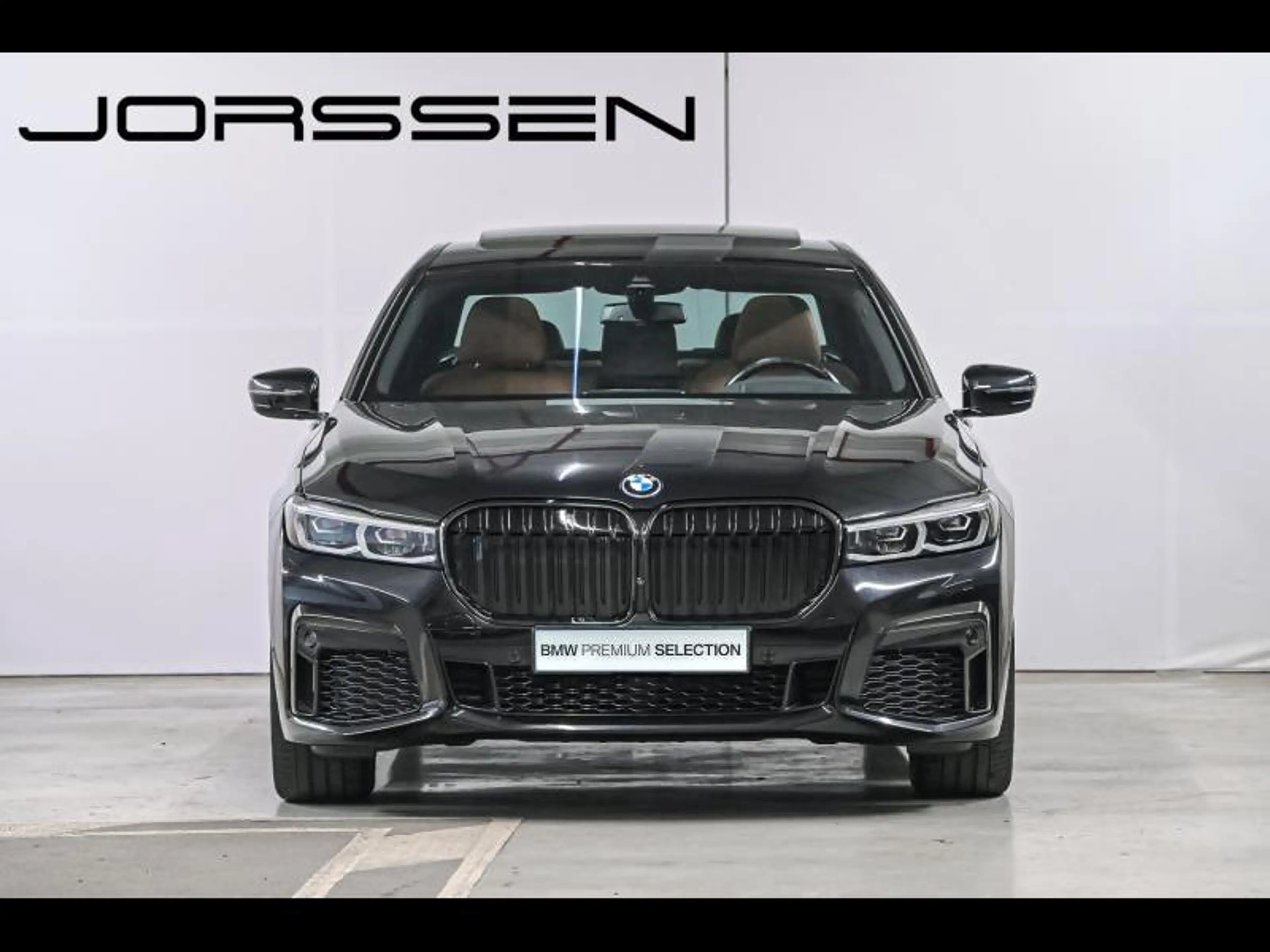 BMW 745 M sport — photo 2