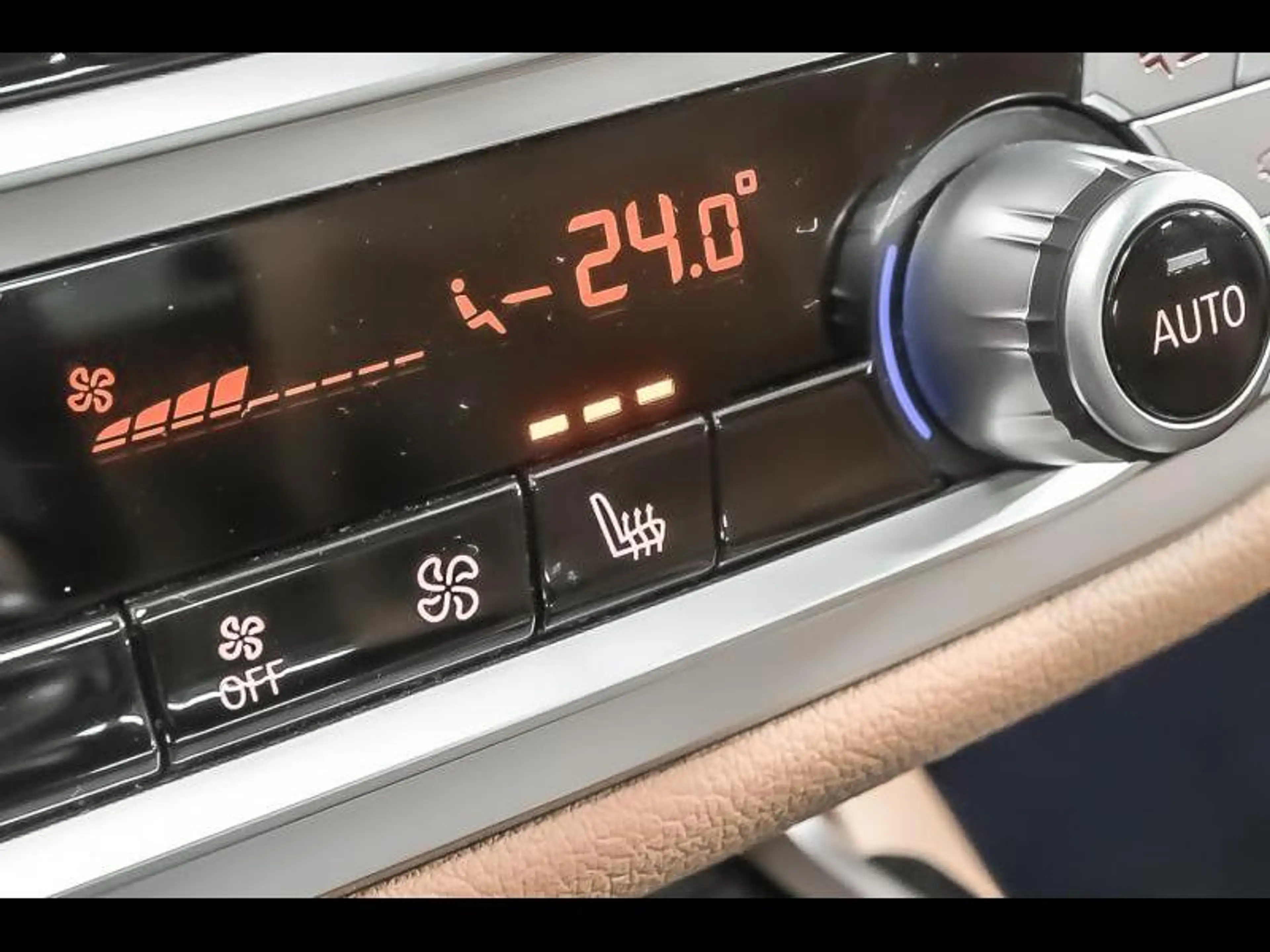 BMW 745 M sport — photo 13