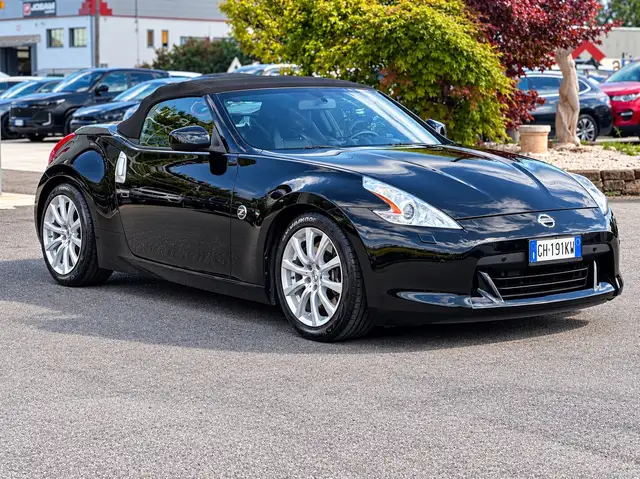 Nissan 370Z 370Z Roadster 3.7 V6 Lev 2