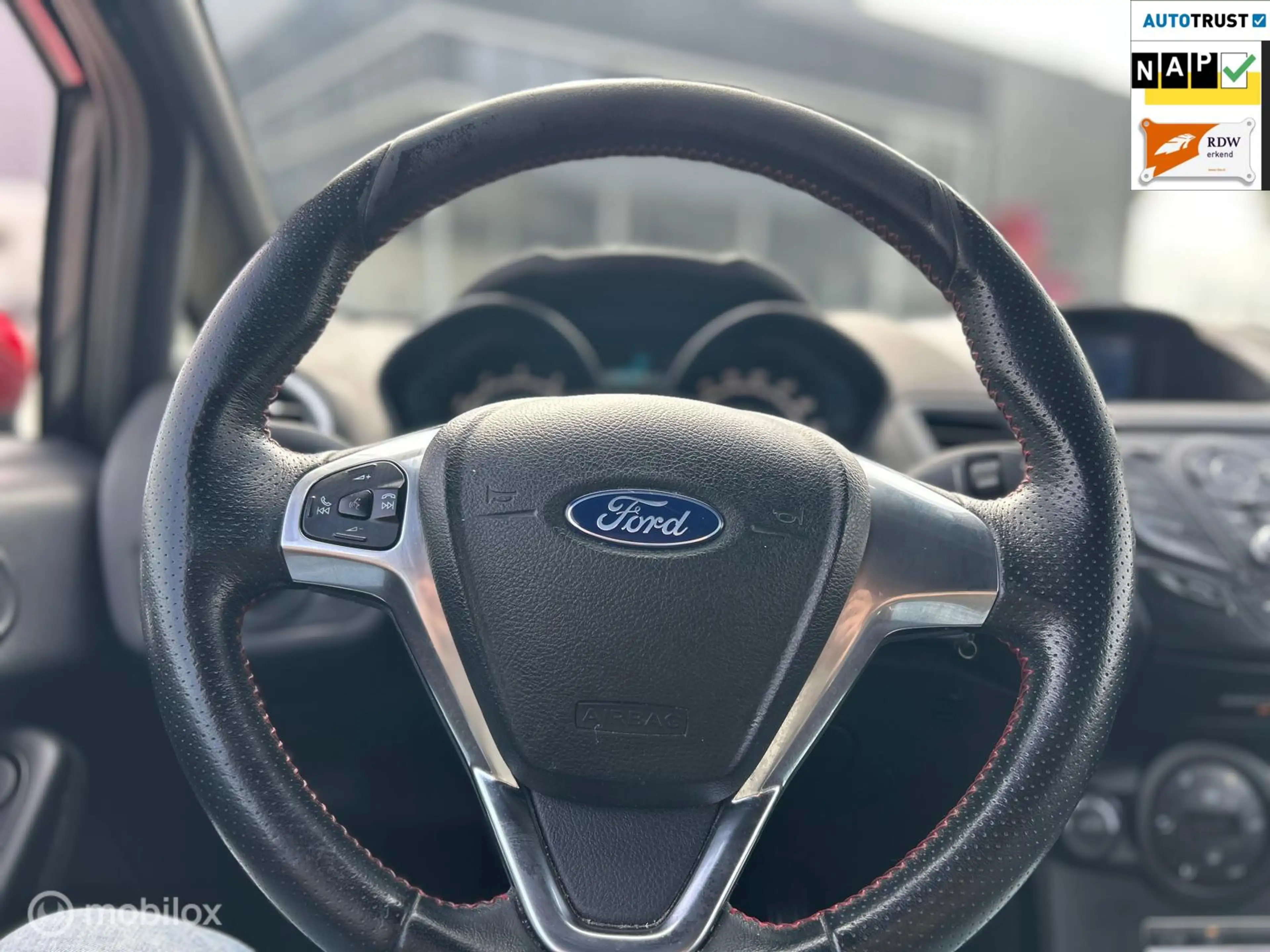 Ford Fiesta 1.0 EcoBoost ST Line|APK|AIRCO|STOELVERW| — photo 15