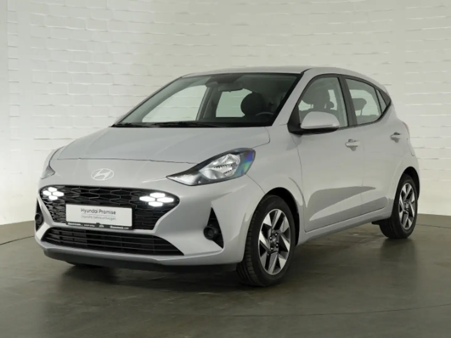 Hyundai i10 FACELIFT TREND+NAVI+RÜCKFAHRKAMERA+SITZ-/LENKRADHE Grijs - 2