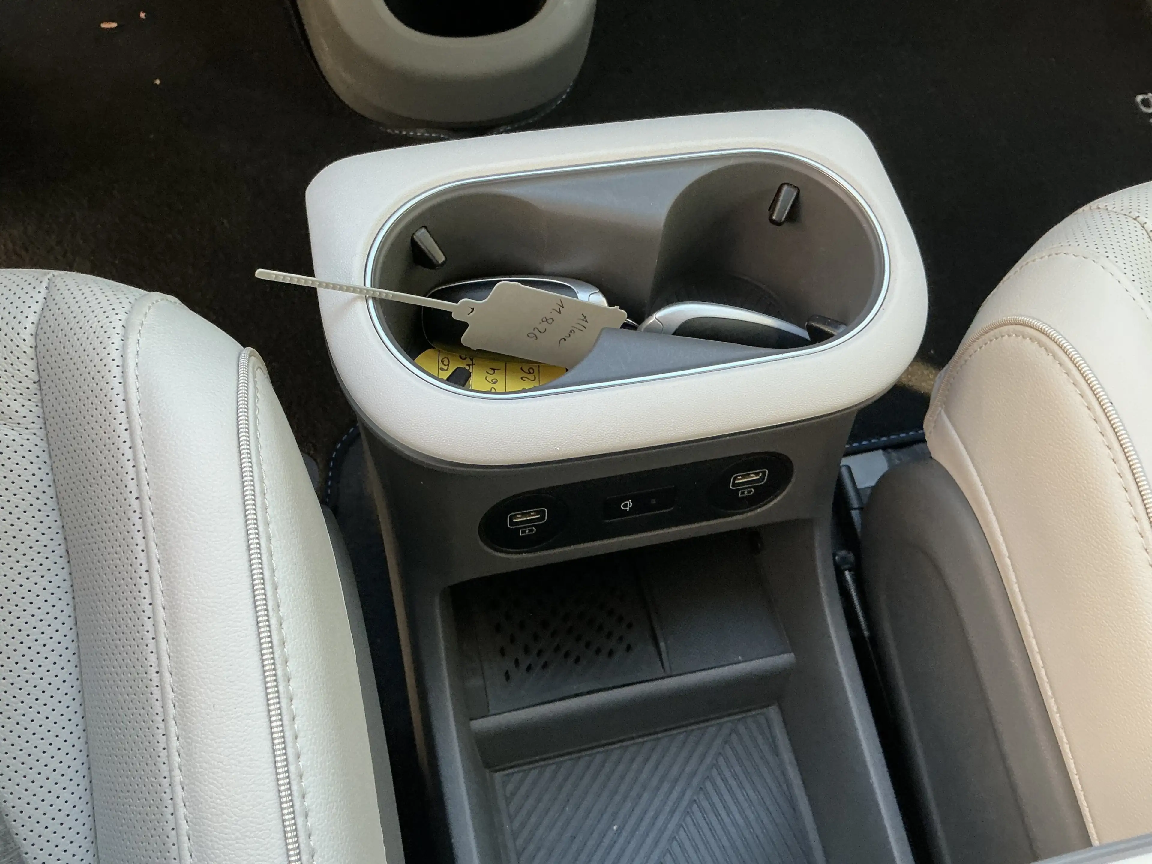 Hyundai IONIQ 5 Uniq Leder BOSE 360Cam Navi LED HUD ACC — photo 13