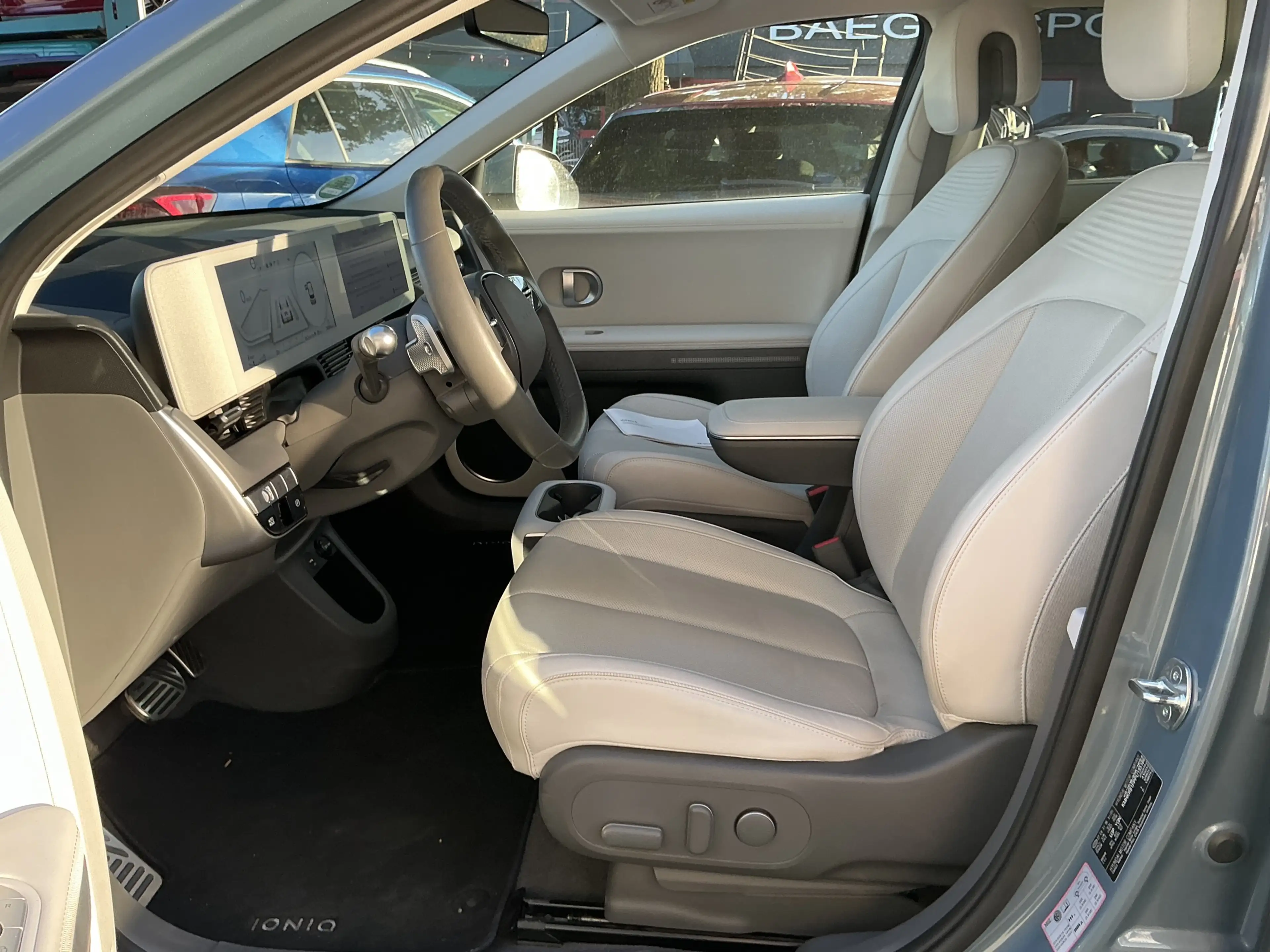 Hyundai IONIQ 5 Uniq Leder BOSE 360Cam Navi LED HUD ACC — photo 7