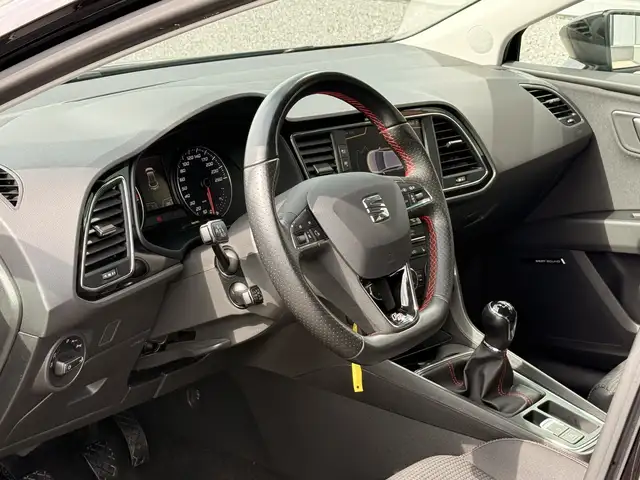 Seat Leon view 2