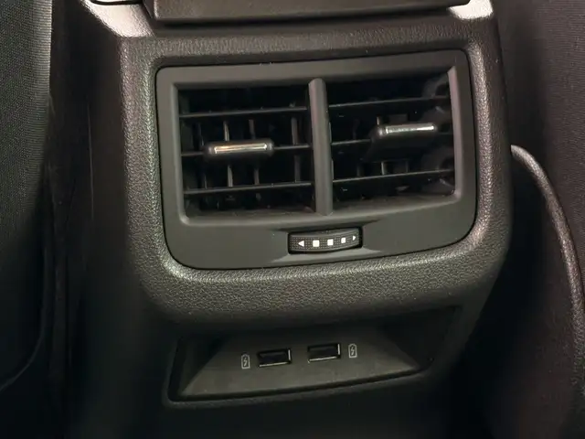 Seat Leon view 7