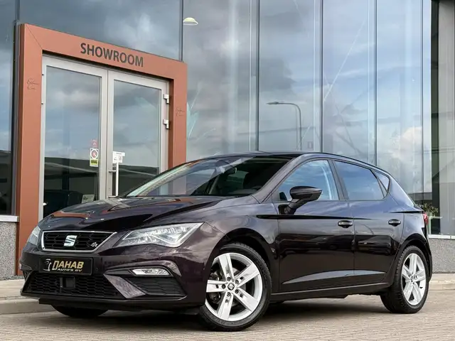 2018 Seat Leon in Violet for sale