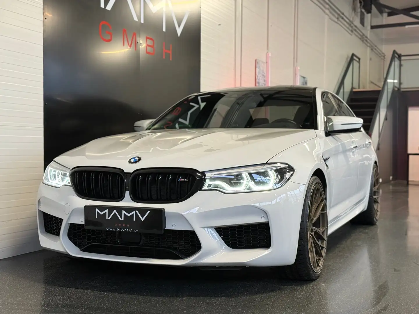 BMW M5 F90 66tkm History lückenlos Tausch Finanzierung Blanc - 1