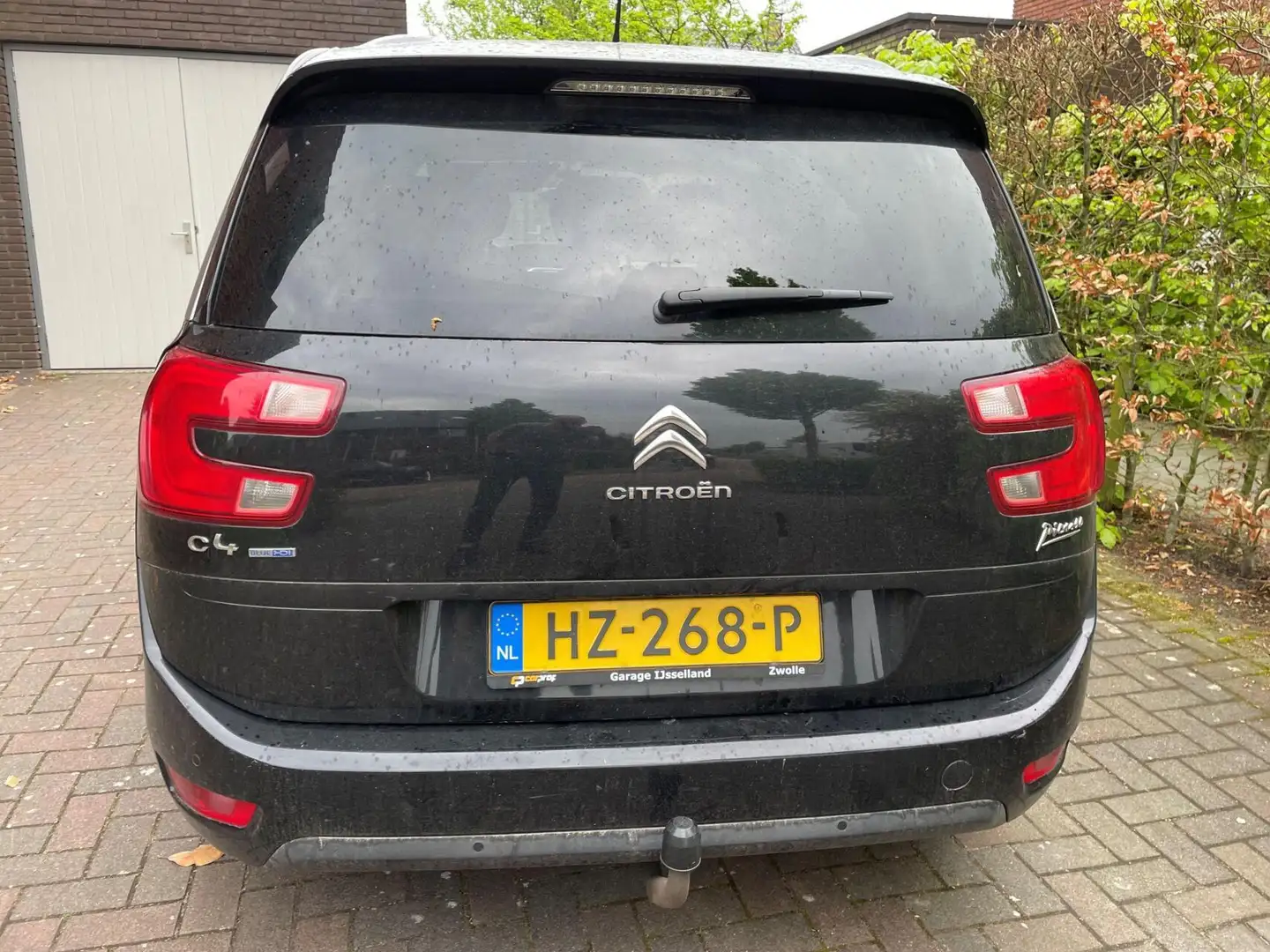 Citroen Grand C4 Picasso 2.0 BlueHDi Exclusive Zwart - 2