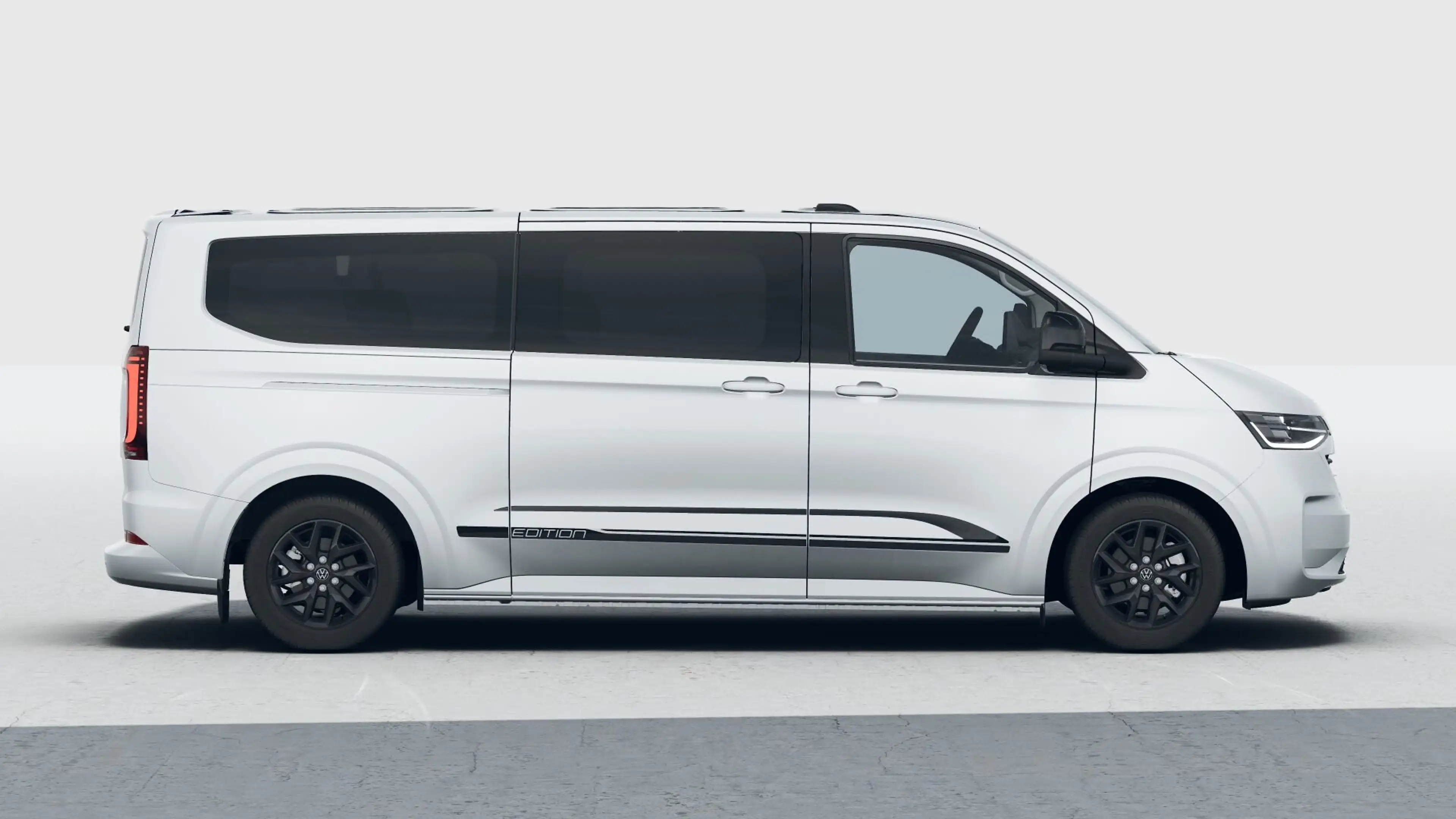 Volkswagen T7 Caravelle Caravelle Edition LR 4MOTION — photo 3