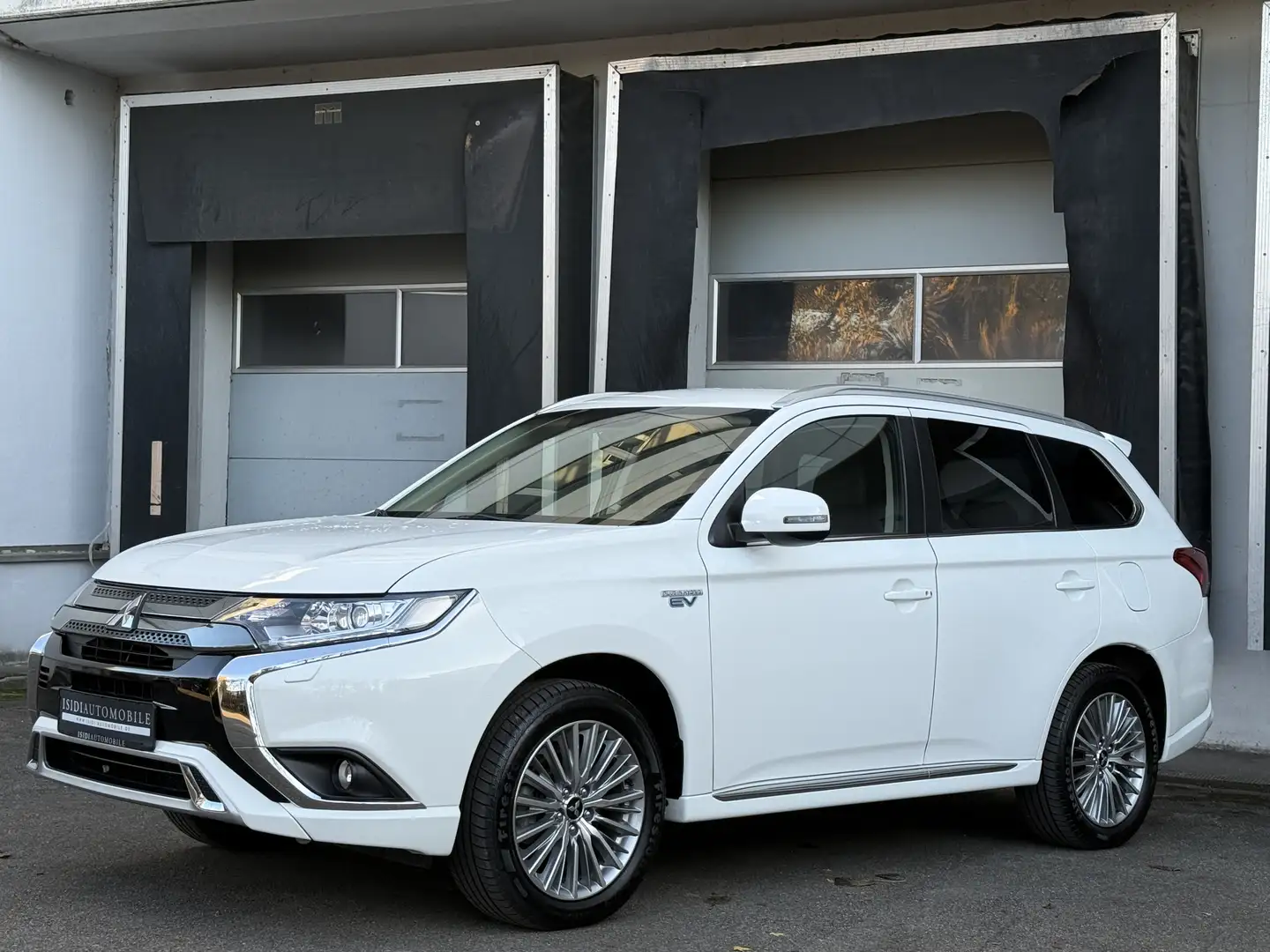 Mitsubishi Outlander PHEV Basis Spirit 4WD LED Standheizung Noir - 2