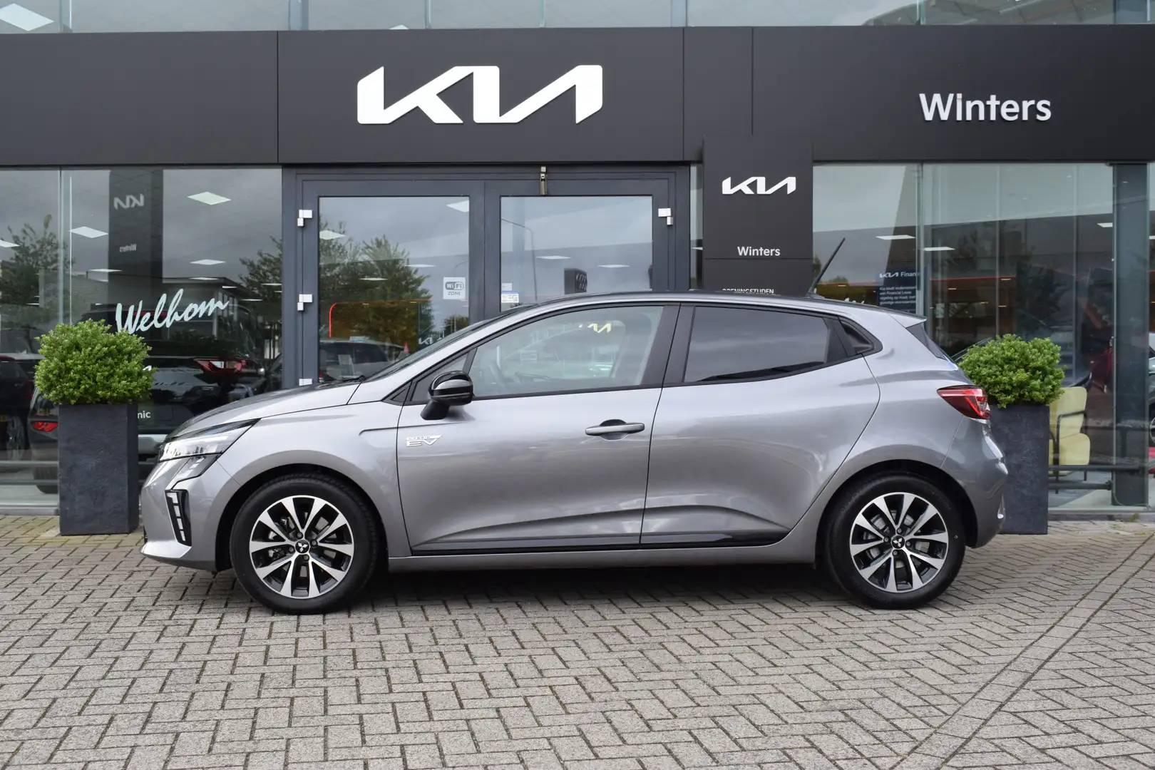 Mitsubishi Colt 1.6i HEV/Hybrid Intense Autom. | Climate Control | Grijs - 2