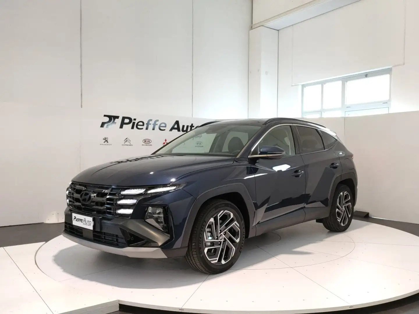 Hyundai TUCSON PE 1.6CRDI DCT 136 48V EXELLENCE * Blau - 1