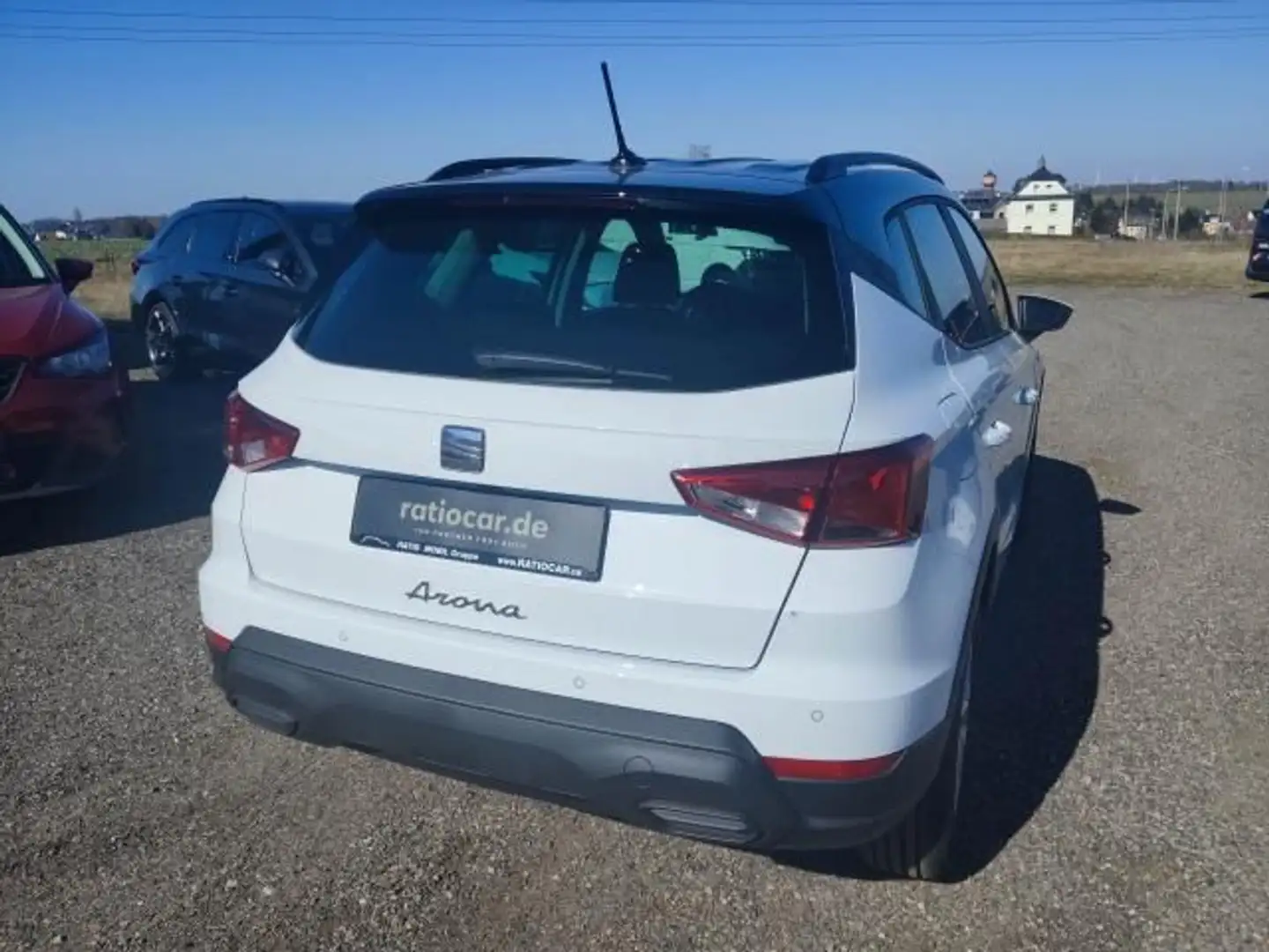 SEAT Arona ARONA ROAD EDITION 1.0 TSI AHZV-VORB. SITZH. EPH Blanco - 2
