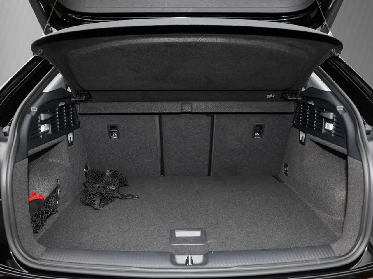 Audi Q2 40 TFSI quattro S line Panorama Kamera Leder, миниатюра 12