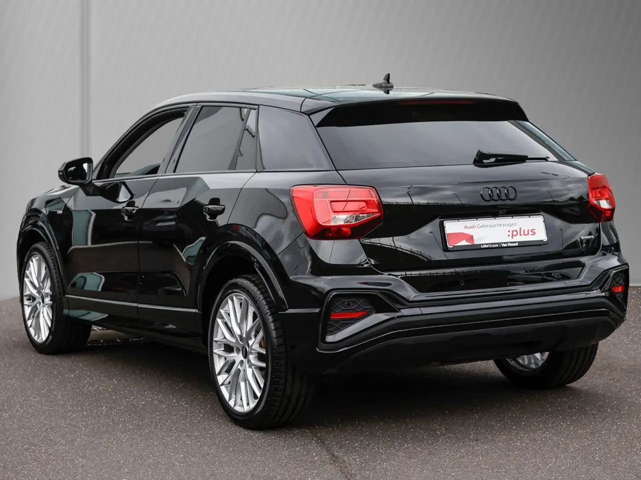 Audi Q2 40 TFSI quattro S line Panorama Kamera Leder, миниатюра 7