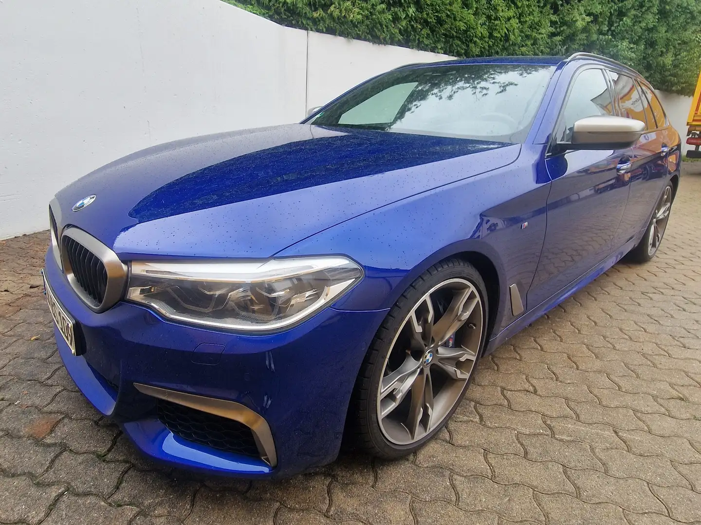 BMW M550 M550d xDrive Touring Aut. Albastru - 1